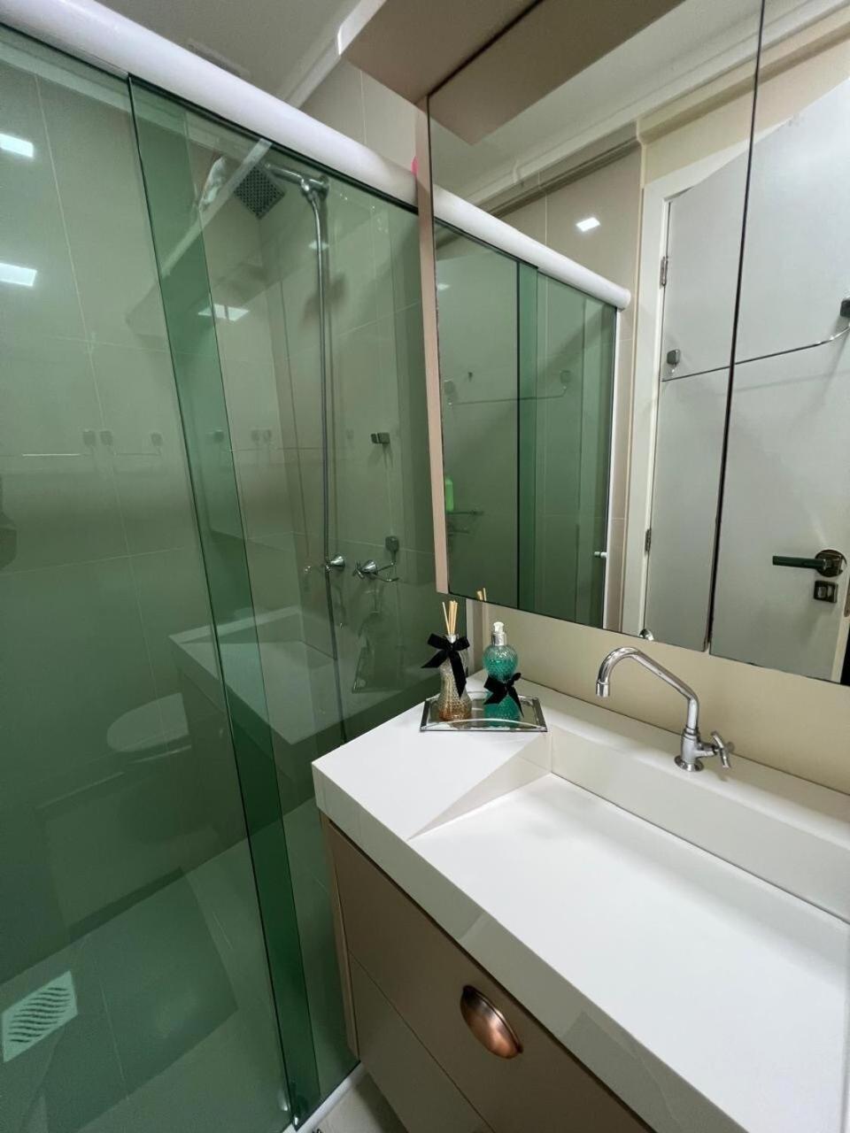 Piscina, Suite, Garagem Privativa! Excelente Apto! * Balneario Camboriu